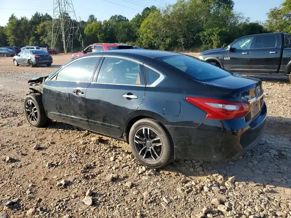 1N4AL3AP6JC257775 — 2018 Nissan Altima, zdjęcie 2 z Copart, Przód