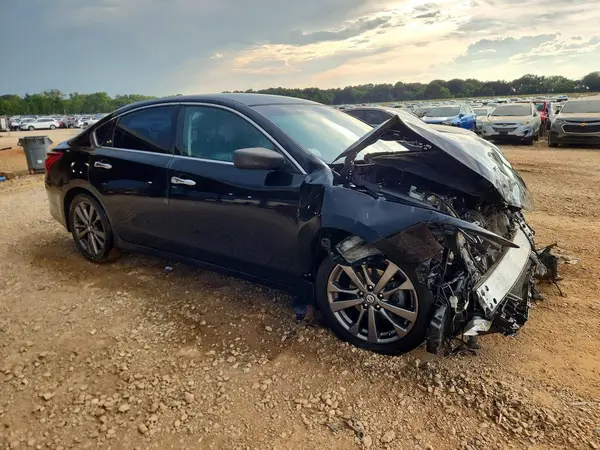 1N4AL3AP6JC242130 — 2018 Nissan Altima, photo 4 from Copart, Front end
