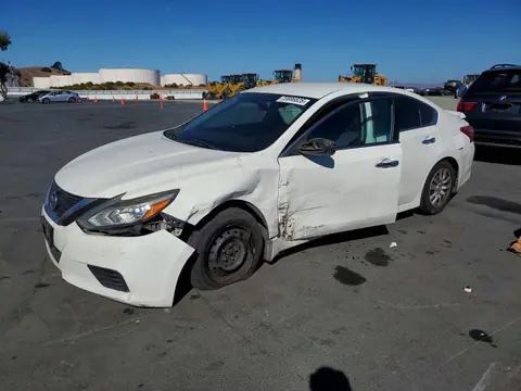 2018 Nissan Altima VIN 1N4AL3AP3JC144396 фото 1