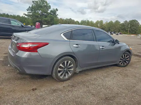 1N4AL3APXJC197449 — 2018 Nissan Altima, foto 3 de Copart, Parte delantera