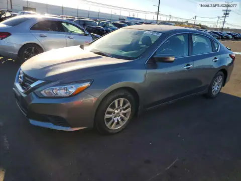 1N4AL3AP2JC206077 — 2018 Nissan Altima, Parte trasera, fotos antes de reparar