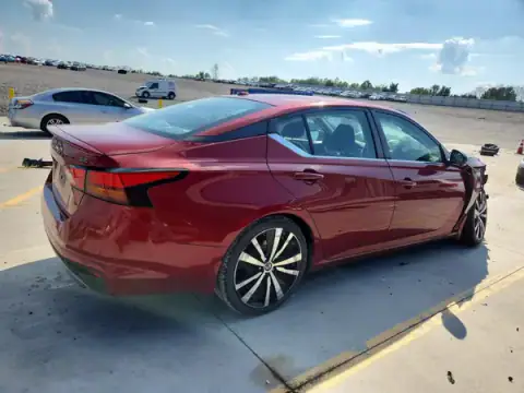 1N4BL4CV2LC184817 — 2020 Nissan Altima, zdjęcie 3 z Copart, Przód