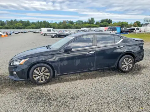 1N4BL4BV3LN315548 — 2020 Nissan Altima, Задня частина (Rear End), фото до ремонту