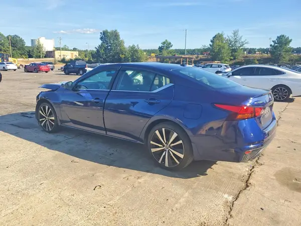 1N4BL4CV6MN382709 — 2021 Nissan Altima, photo 2 from Copart, Front end
