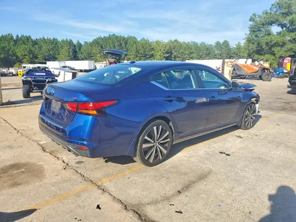 1N4BL4CV6MN382709 — 2021 Nissan Altima, photo 3 from Copart, Front end