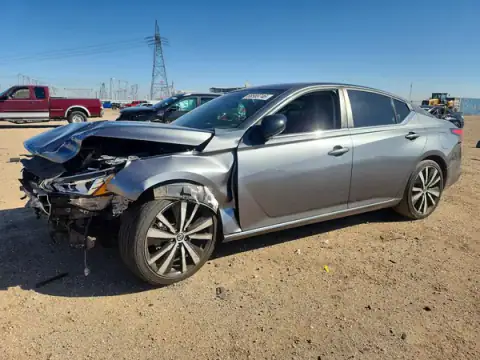 1N4BL4CV1MN374209 — 2021 Nissan Altima, Передня частина (Front End), фото до ремонту