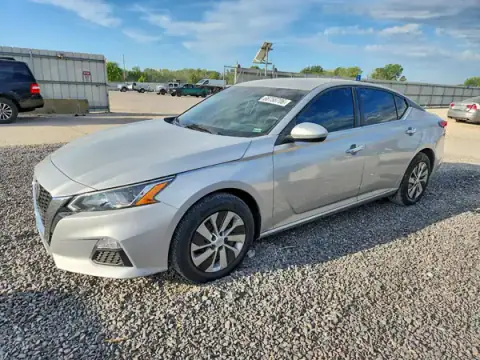 1N4BL4BV2MN399010 Nissan Altima 2021 — Hail damage, before-repair photo