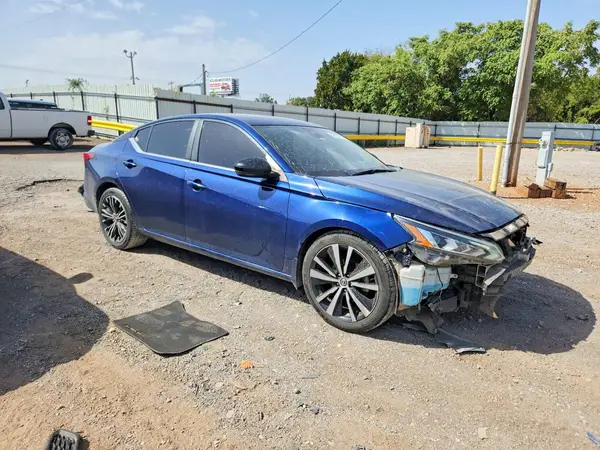 1N4BL4CV5MN382121 — 2021 Nissan Altima, photo 4 from Copart, Front end