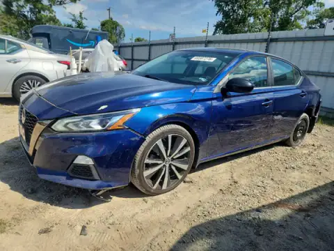 1N4BL4CV2MN339548 Nissan Altima 2021 — Rear end damage, before-repair photo