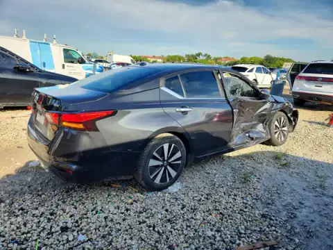 1N4BL4DV6MN375547 — 2021 Nissan Altima, foto 3 de Copart, Lateral