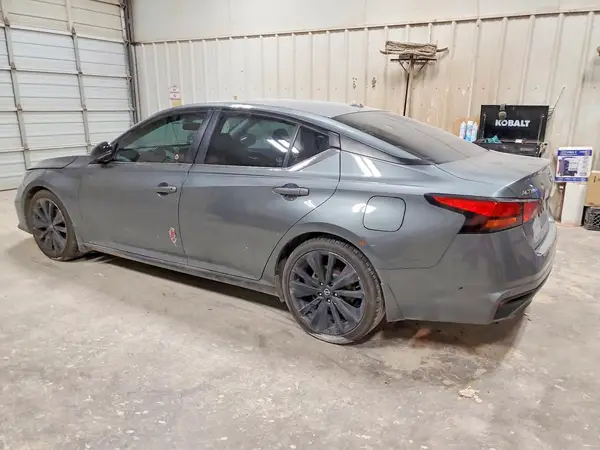1N4AL4CVXMN330642 — 2021 Nissan Altima, фото 2 с аукциона Copart, Передняя часть
