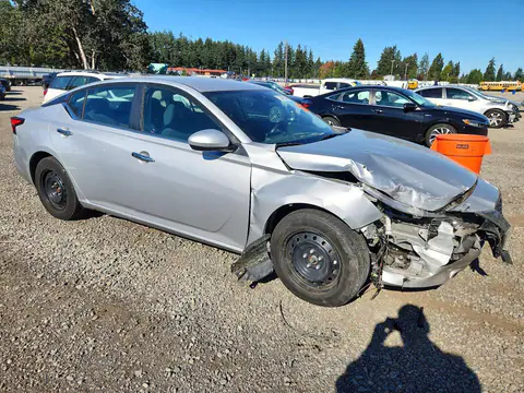 1N4BL4BV3MN366419 — 2021 Nissan Altima, zdjęcie 4 z Copart 23.10.2026, Przód