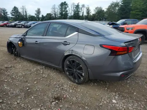 1N4BL4CV0NN348024 — 2022 Nissan Altima, photo 2 from Copart, Undercarriage damage