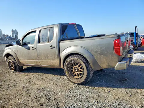 2007 NISSAN FRONTIER VIN 1N6AD07U77C442555 фото 2