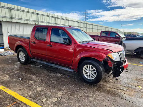 1N6AD0ER2FN723129 — 2015 Nissan Frontier, zdjęcie 4 z Copart 15.10.2026, Przód