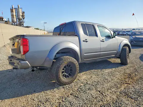 1N6ED0EA3MN715128 — 2021 Nissan Frontier, photo 3 from Copart 23.10.2026, Front end