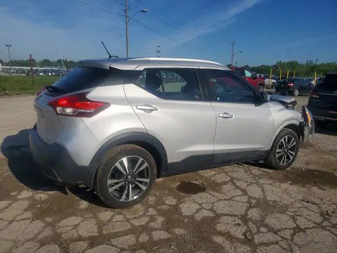 2019 NISSAN KICKS VIN 3N1CP5CU3KL550175 фото 3