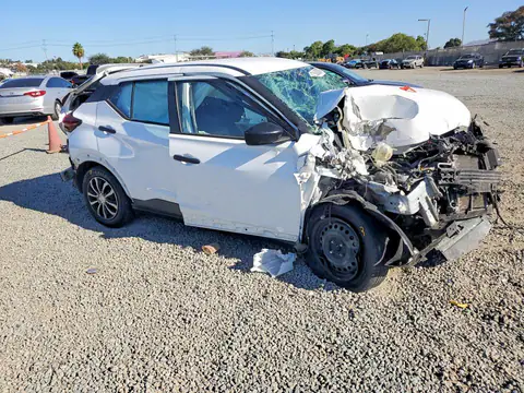 3N1CP5BV3ML501250 — 2021 Nissan Kicks, фото 4 с аукциона Copart 27.10.2026, ПЕРЕДНЯЯ ЧАСТЬ