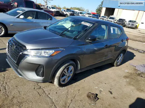 3N1CP5BV5ML480899 — 2021 Nissan Kicks, Боковая часть, фото до ремонта