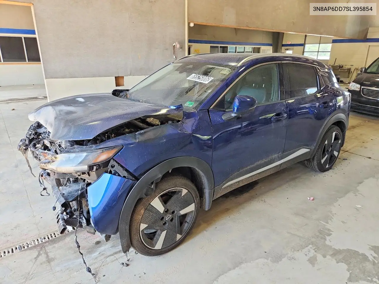 3N8AP6DD7SL395854 Nissan Kicks 2025 — uszkodzenie Pożar, zdjęcie przed naprawą