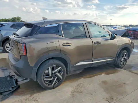 3N8AP6CA7SL386434 — 2025 Nissan Kicks, фото 3 с аукциона Copart 22.10.2026, ПЕРЕДНЯЯ ЧАСТЬ