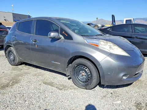 1N4AZ0CP5GC302479 — 2016 Nissan LEAF S, photo 4 from Copart 14.10.2026, Minor dents and scratches