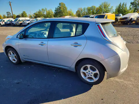2013 NISSAN LEAF VIN 1N4AZ0CP8DC402782 фото 2