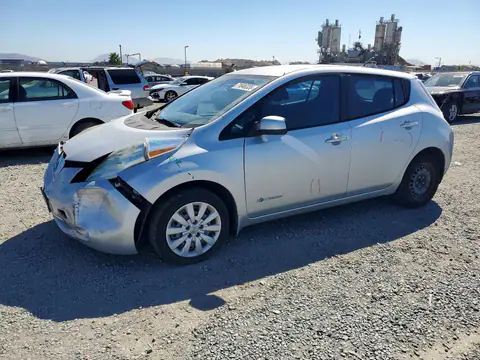 1N4AZ0CP9EC336650 — 2014 Nissan Leaf, Передняя часть (Front End), фото до ремонта