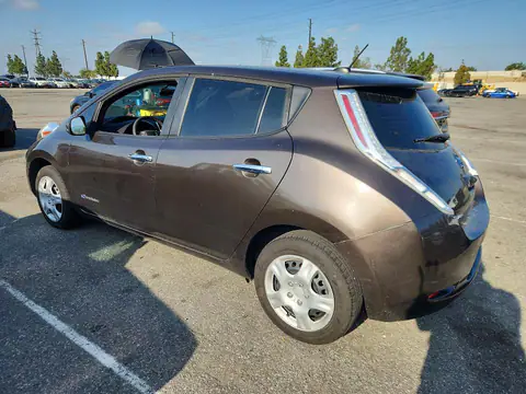 2017 Nissan Leaf VIN 1N4BZ0CP2HC301571 фото 2