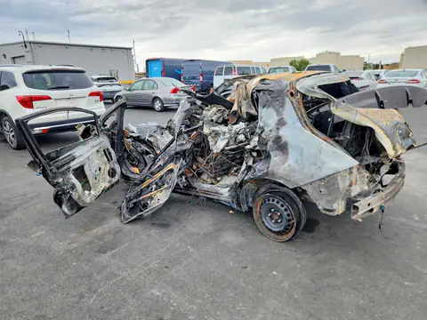 1N4BZ0CP1HC300749 — 2017 Nissan Leaf, foto 2 de Copart 26.10.2026, Incendio