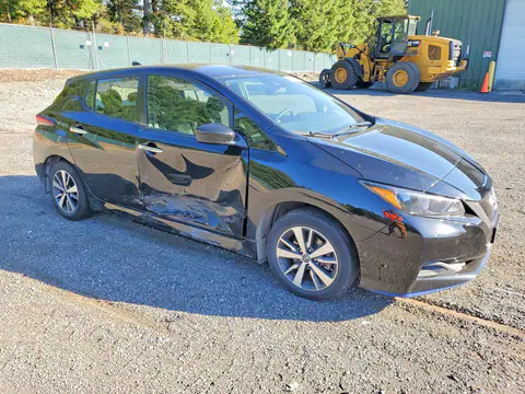1N4BZ1BV7MC556328 — 2021 Nissan Leaf, фото 4 с аукциона Copart 29.09.2026, Боковая часть