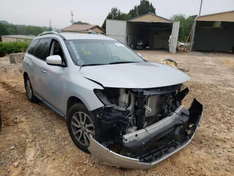 5N1AR2MM6FC694070 — 2015 Nissan Pathfinder, Мелкие вмятины и царапины (Minor Dent/Scratches), фото до ремонта