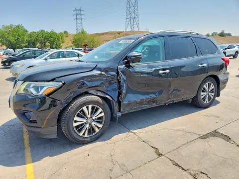 5N1DR2MM1HC650669 — 2017 Nissan Pathfinder, Side (Side), before-repair photos