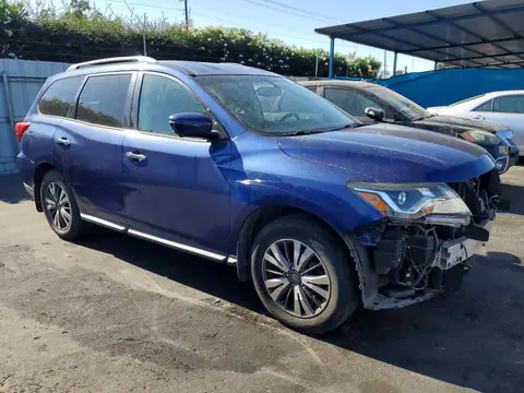 5N1DR2MN5HC609986 — 2017 Nissan Pathfinder, zdjęcie 4 z Copart 13.10.2026, Przód