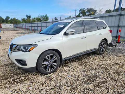 5N1DR2MM4HC628813 — 2017 Nissan Pathfinder, Front end (Front End), before-repair photos