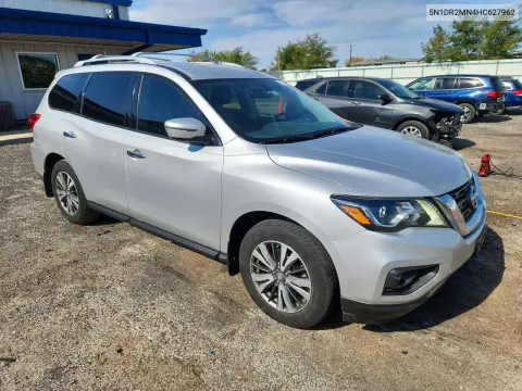 2017 Nissan Pathfinder Sv VIN 5N1DR2MN4HC627962 фото 4