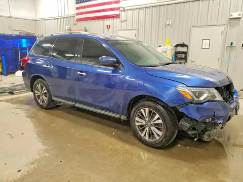 5N1DR2MM7JC602244 — 2018 Nissan Pathfinder, foto 4 de Copart 28.10.2026, Parte delantera