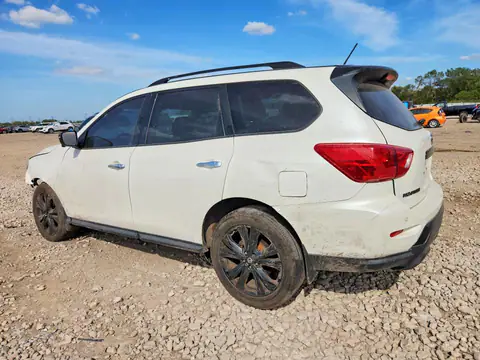 5N1DR2MM7JC627581 — 2018 Nissan Pathfinder, zdjęcie 2 z Copart 21.10.2026, Przód