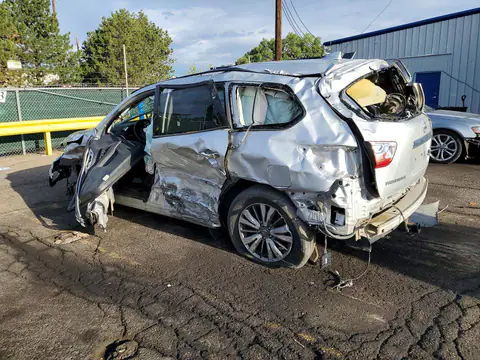 5N1DR2MMXKC607794 — 2019 Nissan Pathfinder, photo 2 from Copart 22.10.2026, Biohazard / chemical