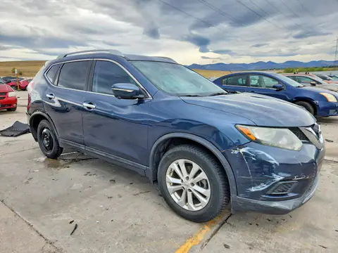 5N1AT2MT4FC766828 — 2015 Nissan Rogue, photo 4 from Copart 14.10.2026, Rear end
