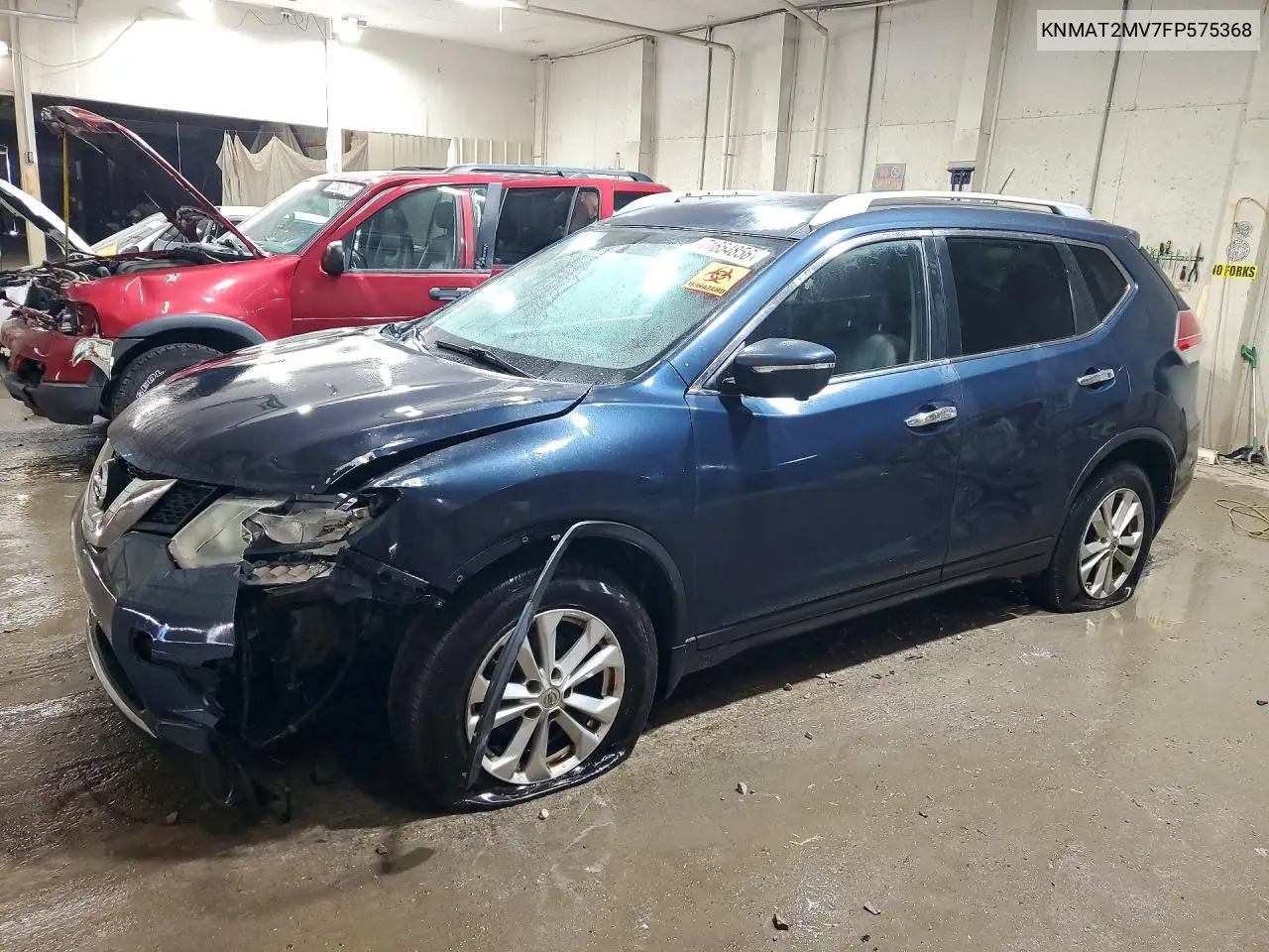 KNMAT2MV7FP575368 Nissan Rogue 2015 — uszkodzenie Przód, zdjęcie przed naprawą