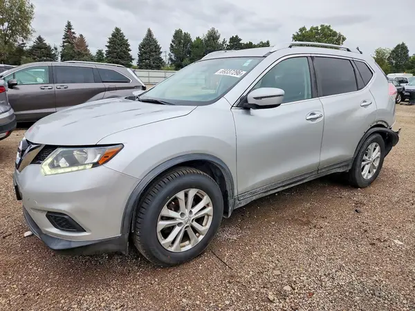 KNMAT2MT7GP732381 Nissan Rogue 2016 — uszkodzenie Tył, zdjęcie przed naprawą