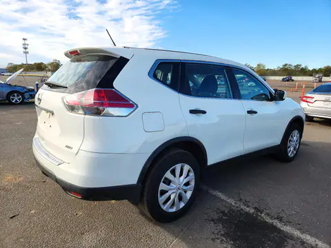 5N1AT2MV2GC872598 — 2016 Nissan Rogue, photo 3 from Copart 23.10.2026, Front end