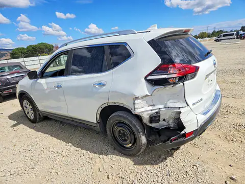 KNMAT2MT3HP515721 — 2017 Nissan Rogue, photo 2 from Copart 13.10.2026, Rear end