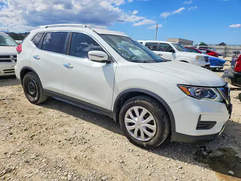 KNMAT2MT3HP515721 — 2017 Nissan Rogue, photo 4 from Copart 13.10.2026, Rear end