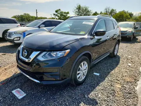 KNMAT2MV3HP535811 — 2017 Nissan Rogue, Parte delantera (Front End), fotos antes de reparar