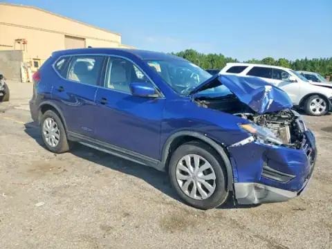 KNMAT2MT6HP504048 — 2017 Nissan Rogue, photo 4 from Copart, Front end