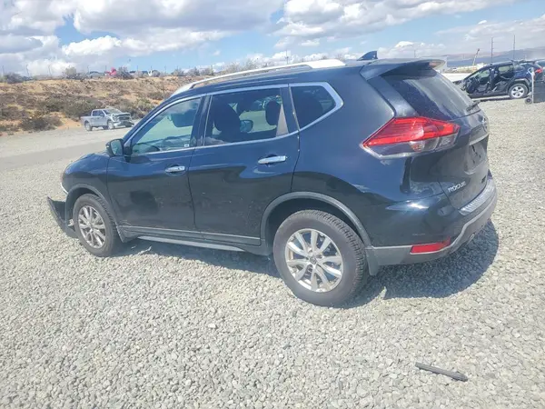 KNMAT2MV3HP566475 — 2017 Nissan Rogue, photo 2 from Copart, Front end