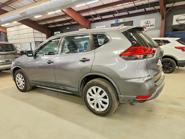 KNMAT2MV4HP532206 — 2017 Nissan Rogue, фото 2 с аукциона Copart 08.10.2026, Передняя часть