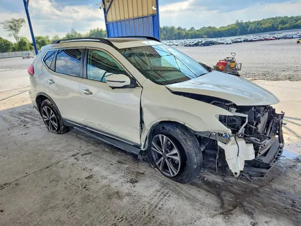 5N1AT2MT2HC781380 — 2017 Nissan Rogue, photo 4 from Copart, Front end